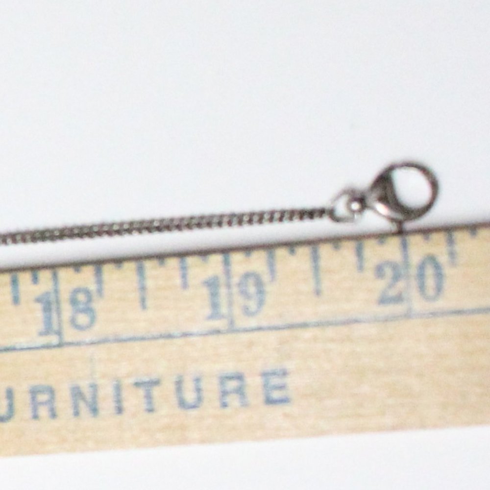 Marked Fossil 3 Flower Lobster Clasp Silvertone Fashion Chain Necklace - Picture 11 of 11